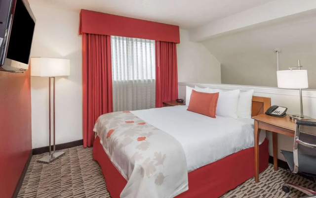 photo 4 of Value Suites Extended Stay - St Louis
