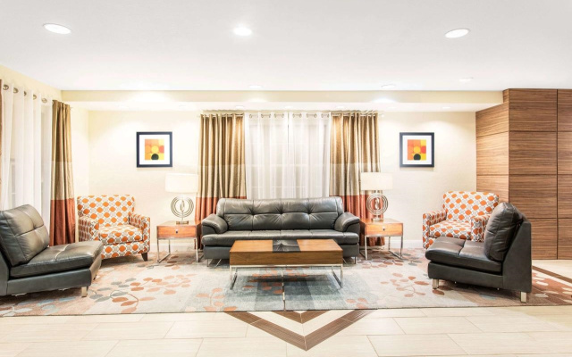 photo 3 of MainStay Suites Sterling near Dulles Town Center