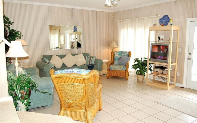 photo 3 of Hayley House Beachside 12 - Four Bedroom Vacation Home