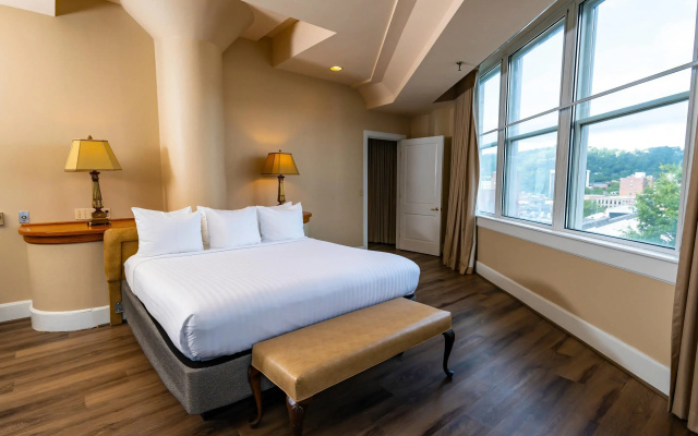 photo 4 of Haywood Park Hotel, an Ascend Collection Hotel
