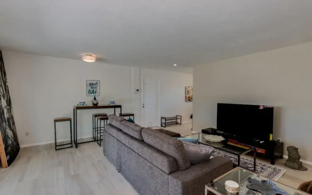 photo 5 of Hazelwood 2 Bedrooms 2 Bathrooms Home
