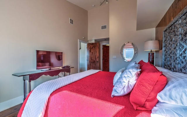 photo 5 of Heart of Asheville - 4 Br Home