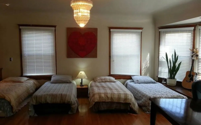 photo 4 of Heart of Koreatown Pilgrim House