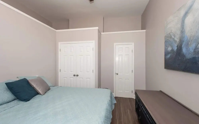 photo 2 of Heart of Mainstrasse Apt 1