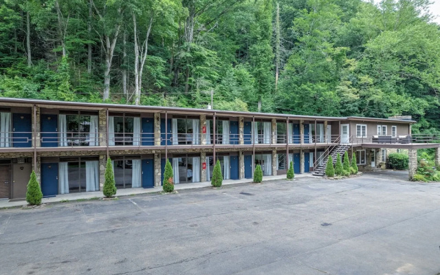 photo 5 of Heart Of The Valley Motel