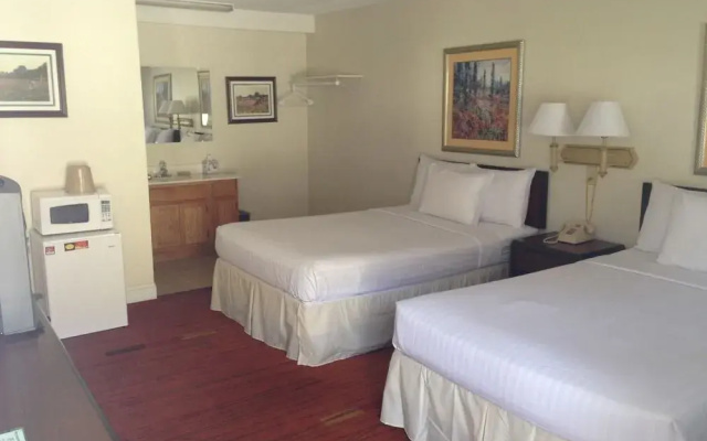 photo 5 of Hearth & Home Inn