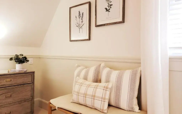 photo 5 of Hearthside Inn