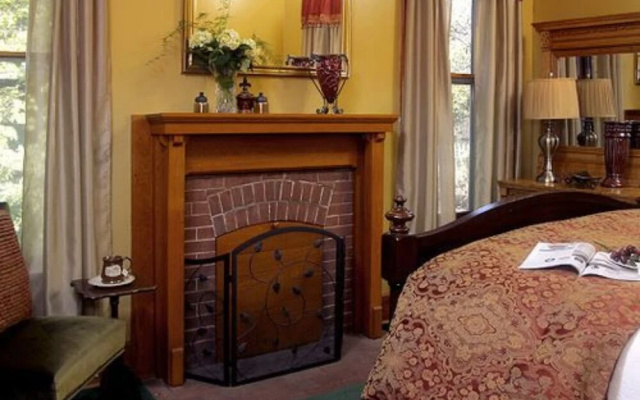 photo 4 of Heartstone Inn B&B & Cottages