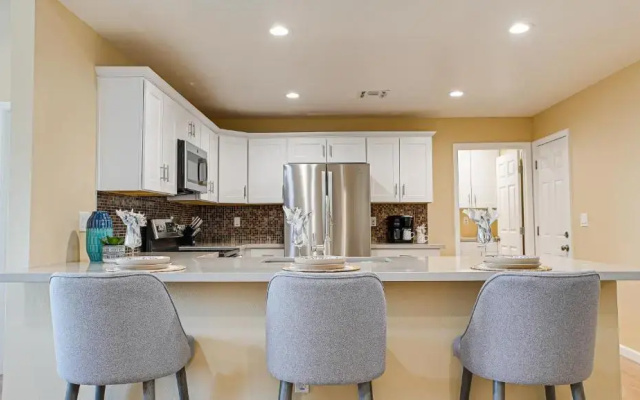photo 4 of Heatherbrae Phoenix 3 Bedroom Home by RedAwning