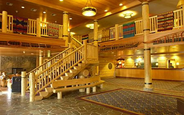 photo 2 of Heathman Lodge