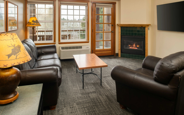 photo 4 of Heathman Lodge