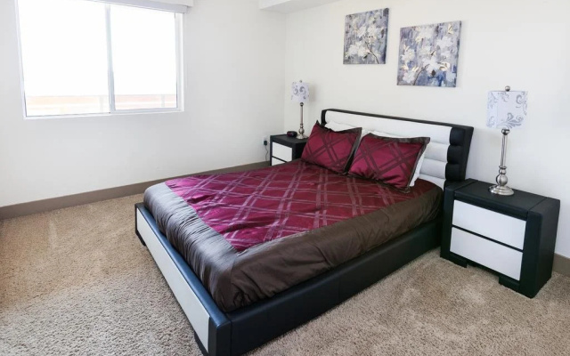 photo 4 of Heaven on Hollywood Boulevard Furnished Apartments