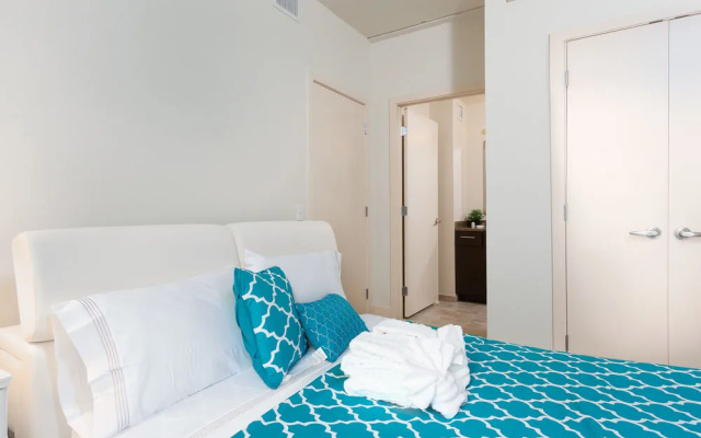 photo 2 of Heaven on Hollywood Furnished Apartments