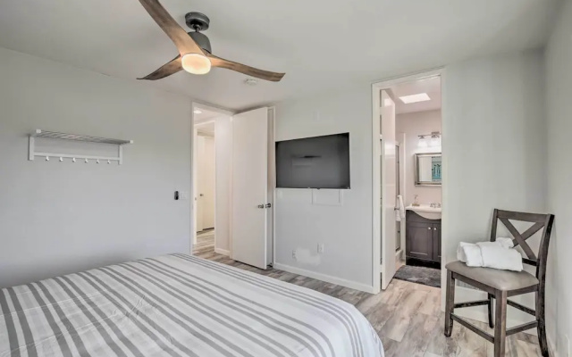 photo 3 of Charming Oceanside Condo w/ Beach & Pool Access!