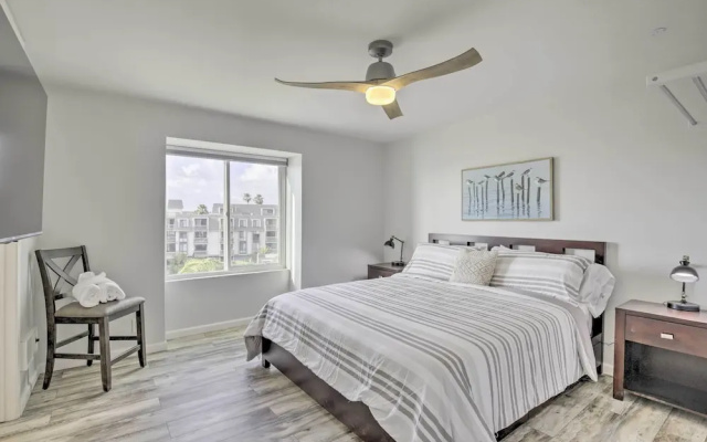photo 4 of Charming Oceanside Condo w/ Beach & Pool Access!