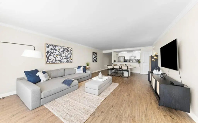 photo 2 of Heavenly Sunset Marina View 3Bd/2Bh In Mdr/Venice