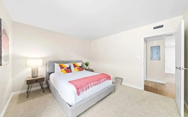 photo 3 of Heavenly Sunset Marina View 3Bd/2Bh In Mdr/Venice