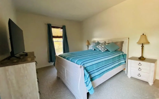 photo 3 of Hemingway Apartment @ Southern Dunes 2 Bedroom Villa by Redawning