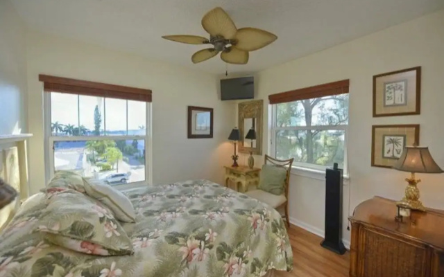 photo 3 of Hemingway's Hideaway #54527 - 3 Br Home
