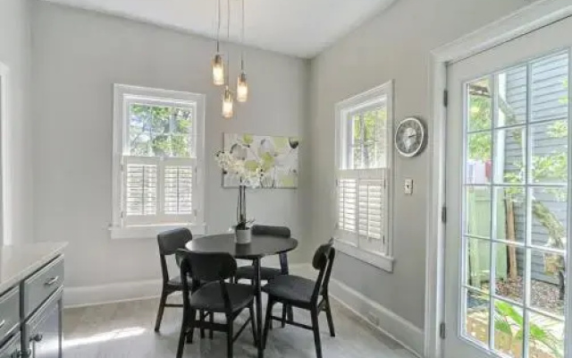 photo 5 of Henry Cunningham House South