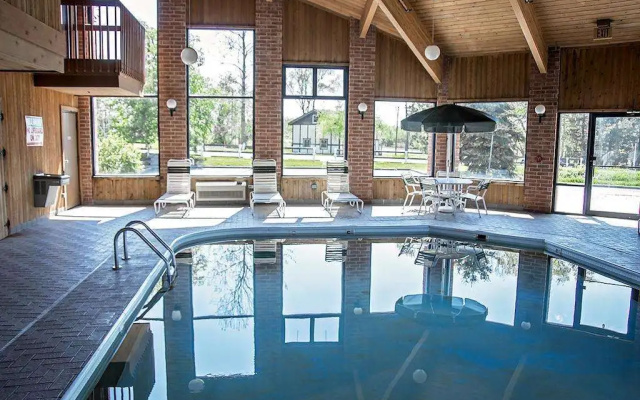 photo 4 of Baymont by Wyndham Harvard