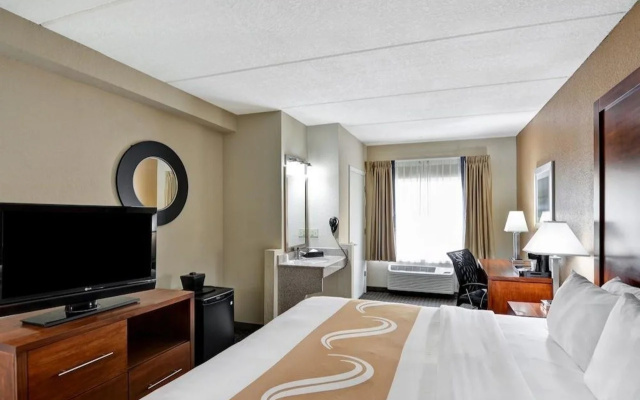 photo 2 of The Heritage Park Inn