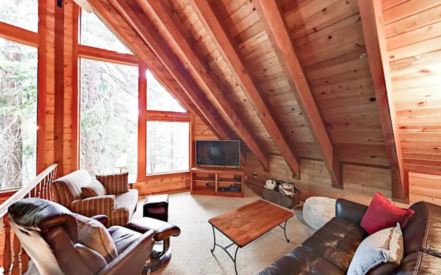 photo 3 of Herringbone Cabin 3 Bedrooms 2 Bathrooms Cabin