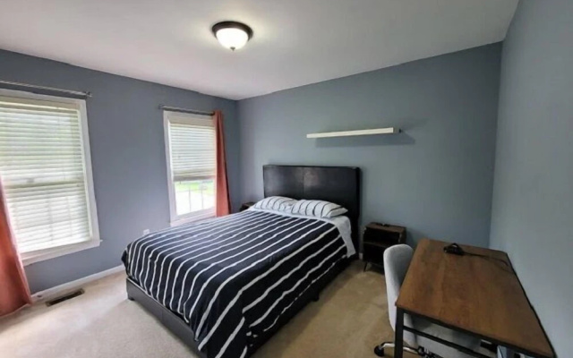 photo 2 of Hetten Manor
