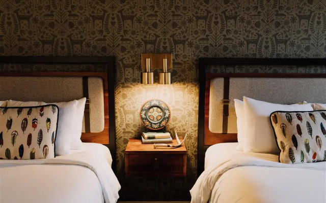 photo 3 of Hewing Hotel