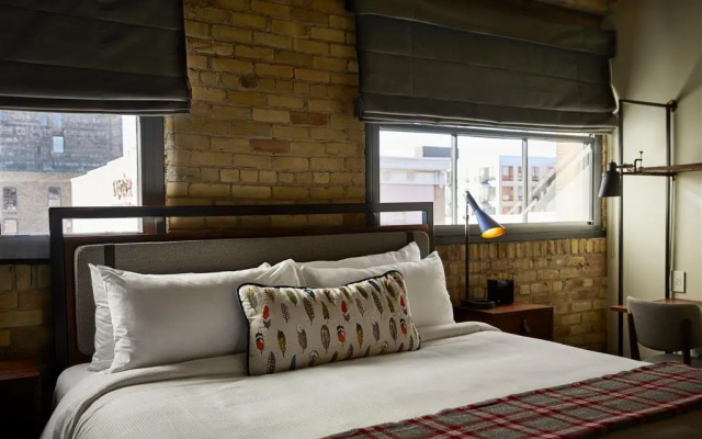 photo 4 of Hewing Hotel