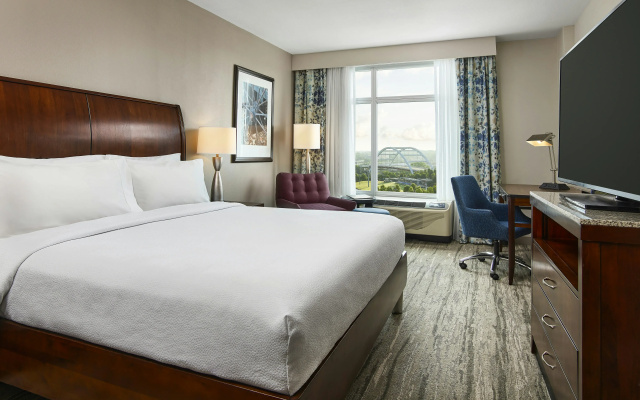 photo 3 of Hilton Garden Inn Nashville Downtown/Convention Center