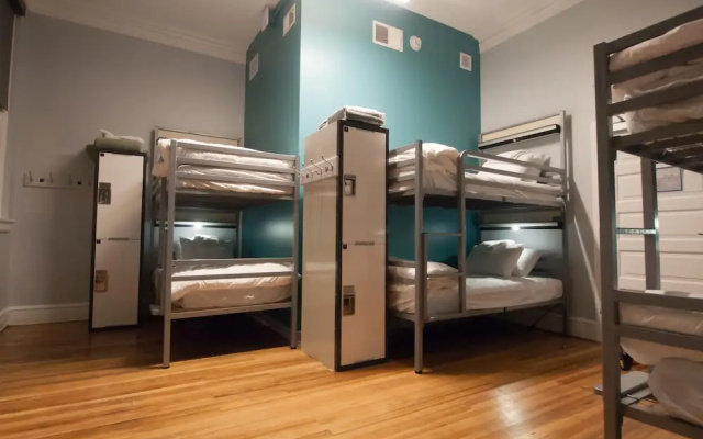 photo 4 of HI Richmond - Hostel