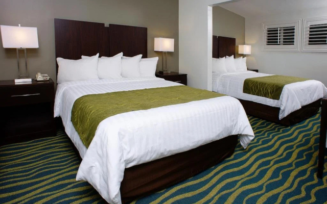 photo 2 of Hi View Inn & Suites