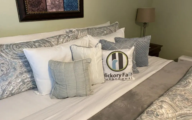 photo 2 of Hickory Falls Guesthouse