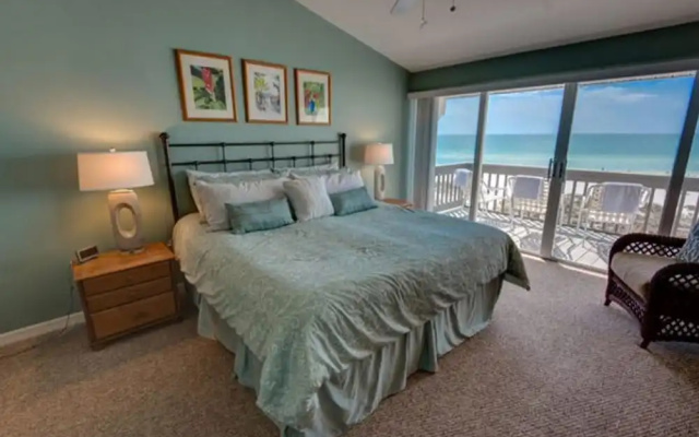 photo 3 of Hidden Cove 4 Apartment 2