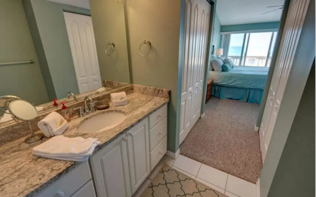 photo 5 of Hidden Cove 4 Apartment 2