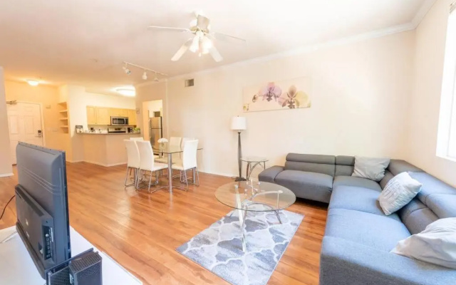 photo 2 of Hidden Gem in Marina Del Rey 2BR 2BA - Sleeps 5