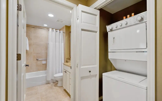photo 2 of Hidden Jewel Unit 102 - 2 Br Condo
