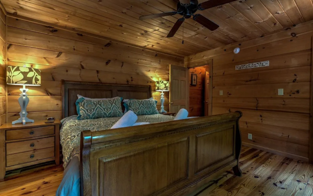 photo 2 of Hidden Pond - 2 Br Cabin