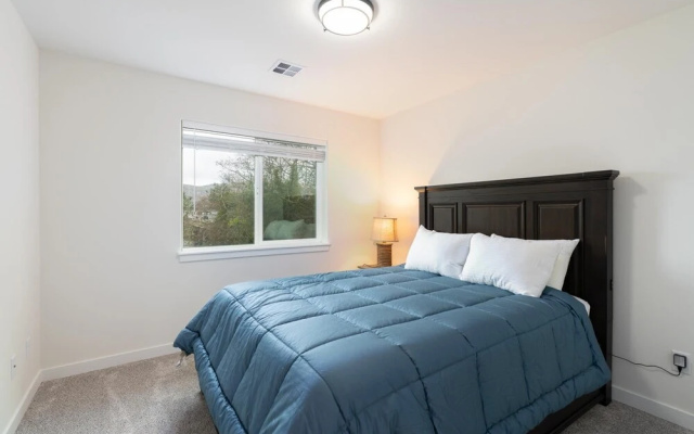 photo 4 of Hideaway in Seaside