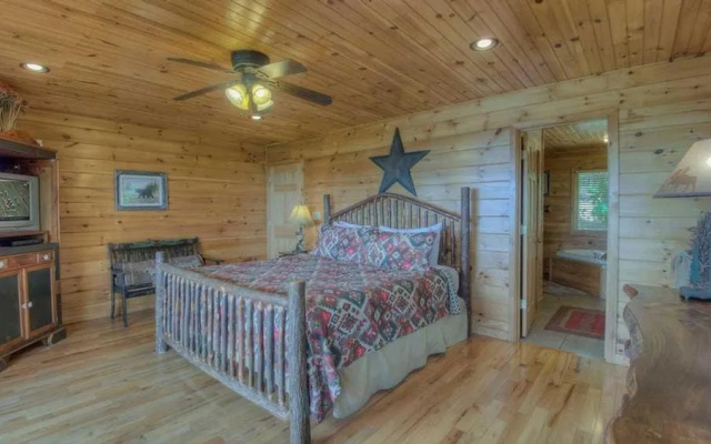 photo 4 of High Five Lodge by Escape to Blue Ridge