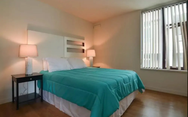 photo 2 of High Rise 2bd 2bth Home Pike Place