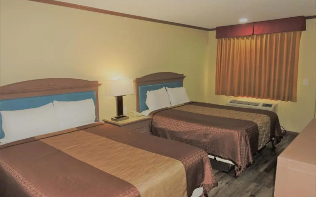 photo 4 of Highland Inn