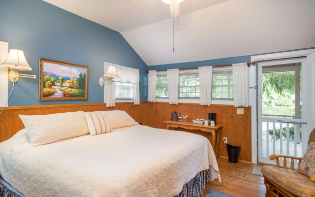 photo 3 of Highland Lake Inn & Resort