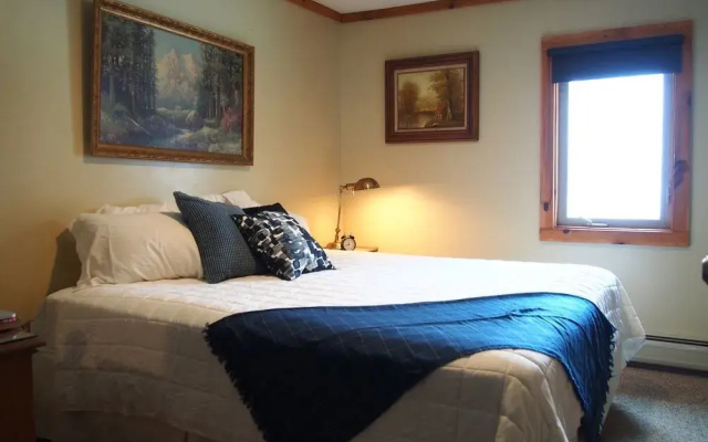 photo 3 of Highline Lodge