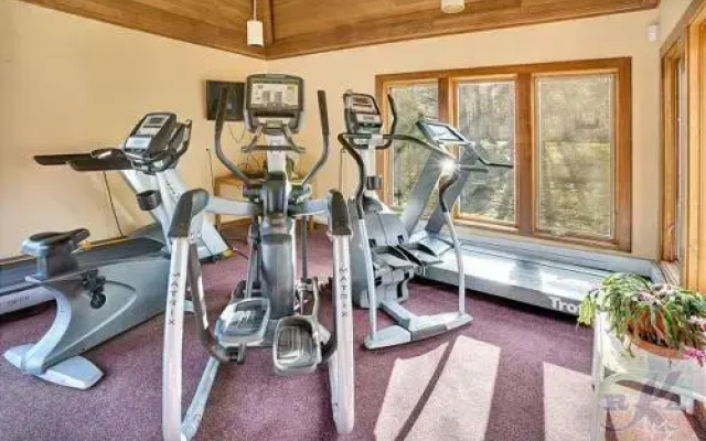 photo 4 of Highridge Condominium Unit B11