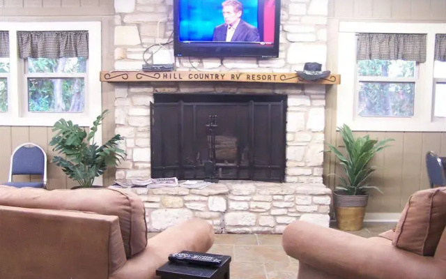 photo 2 of Hill Country Cottage and RV Resort