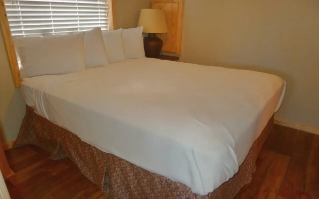 photo 3 of Hill Country Cottage and RV Resort