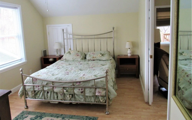 photo 5 of Hillside Hideaway