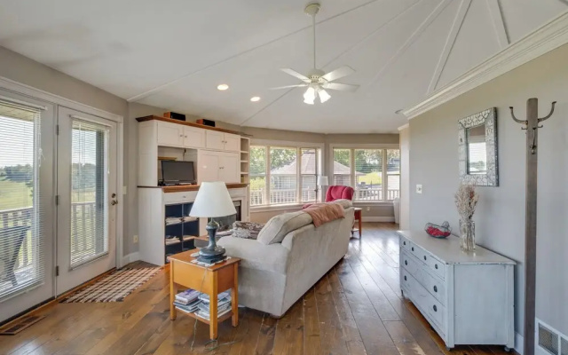 photo 3 of Panoramic Views: Hillside Millersburg Studio